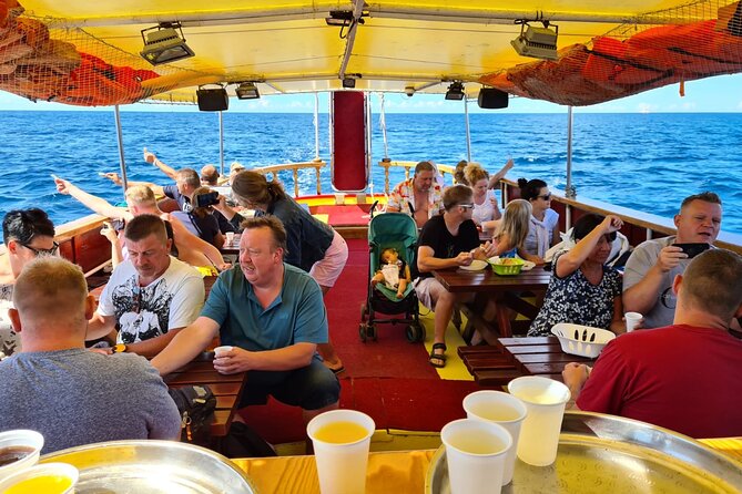 Kamenjak Boat Tour From Medulin With Sandra Boat - Recap