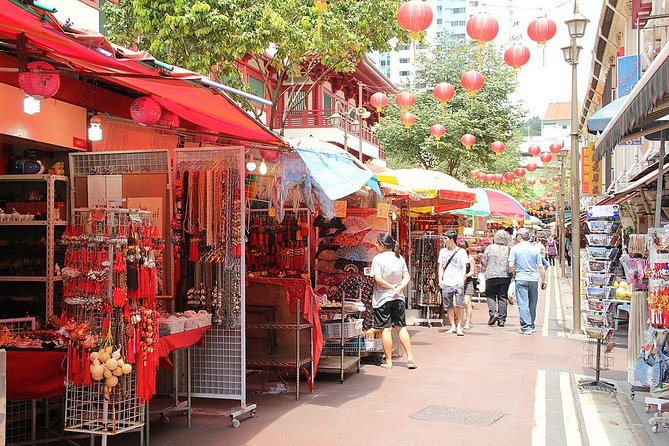 Kampong Glam, Little India & Chinatown With Local Street Food Tastings - Meeting and Pickup