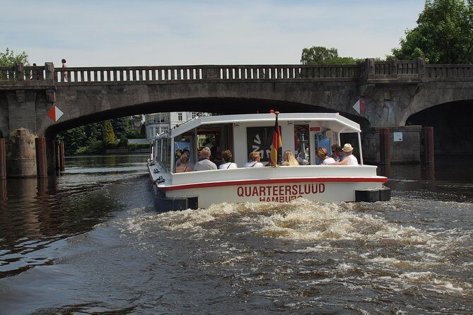 Kanalfahrt - Discover the different faces of the city! - Authentic Perspectives from Travelers