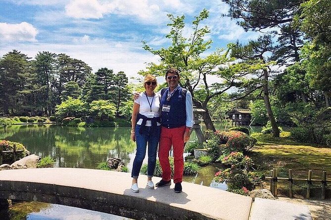 Kanazawa Highlights Tour Including Kenrokuen Garden - Suzuki Daisetsu Museum