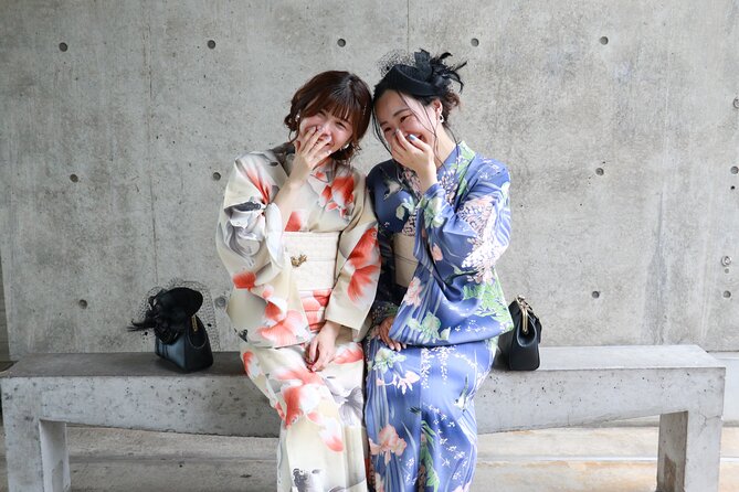 Kanazawa: Kimono Rental Traditional Experience at WARGO - Meeting and Pickup