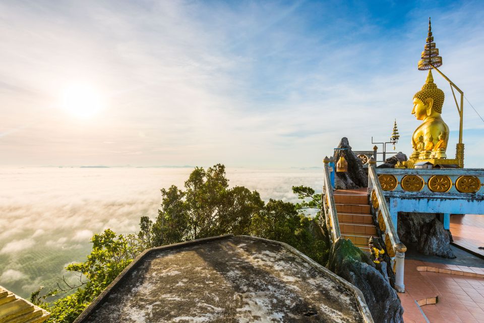 Kanchanaburi: Sightseeing Tour With Amphawa Market - Wat Bang Kung Exploration