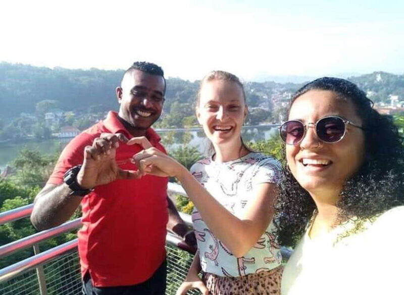 Kandy: Ambuluwawa Heights Tuk Tuk Tour with Guide - A Customized and Scenic Tour of Kandy