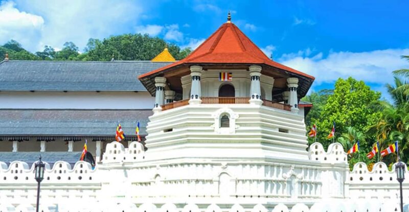 Kandy: City Tour With Ancient Legacy - Good To Know