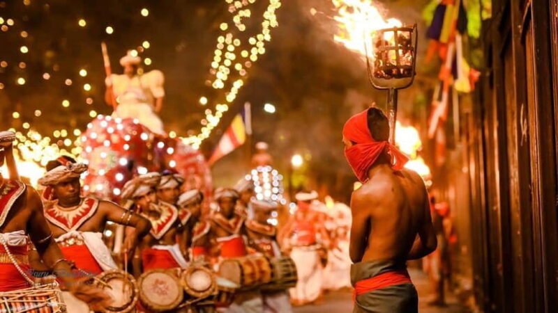 Kandy Esala Perahera (2025 July-30 - 2025 Aug-09) - What to Expect During the Tour