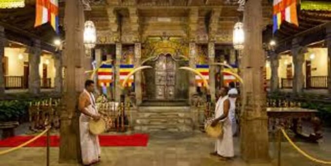 Kandy Full Day Tour From Colombo (Private Day Tour) - Temple of the Sacred Tooth Relic