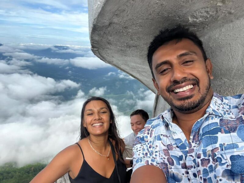 Kandy to Ambuluwawa by Tuk Tuk - Fitness Requirements