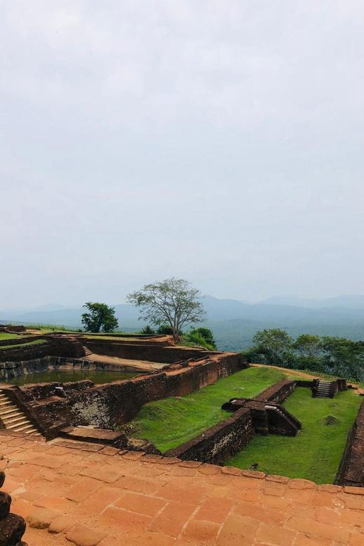 Kandy to Sigiriya Day Tours by Tuk Tuk - Good To Know