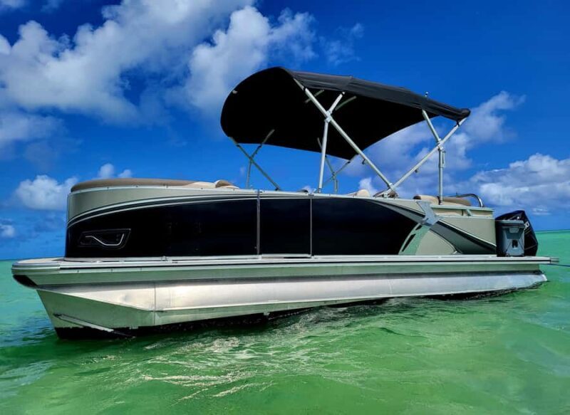 Kaneohe Bay: Pontoon Boat Rental with Captain - A Detailed Look at the Experience
