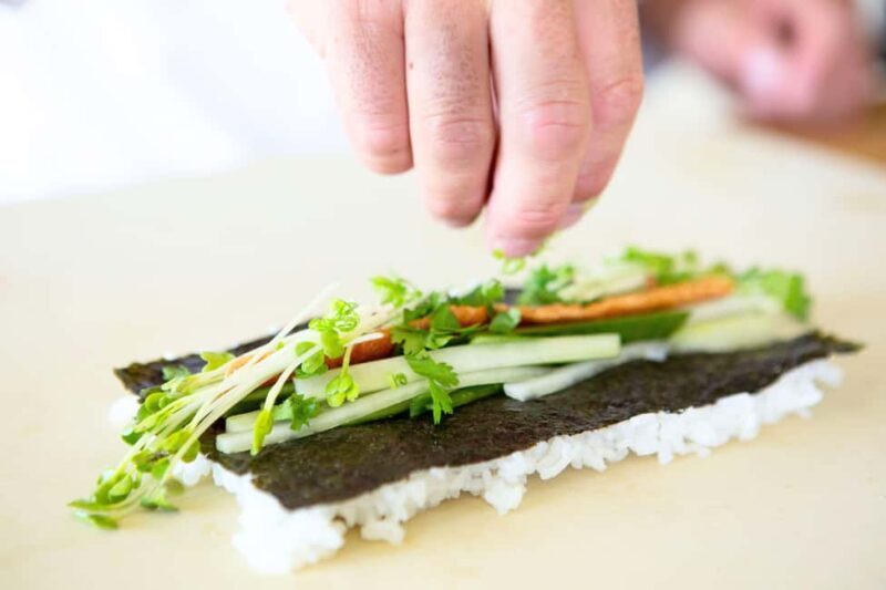 Kansas City: Fun Sushi-Making Class with Local Chef - Key Points