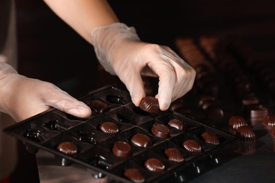 Kansas City's Sweet Escape: Chocolate & Wine Tour - Booking Information
