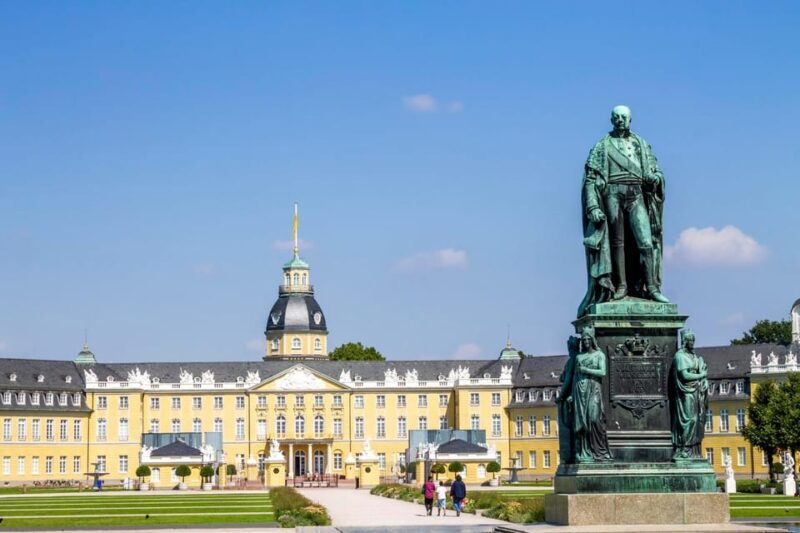 Karlsruhe: Express Walk with a Local in 90 minutes - Key Points