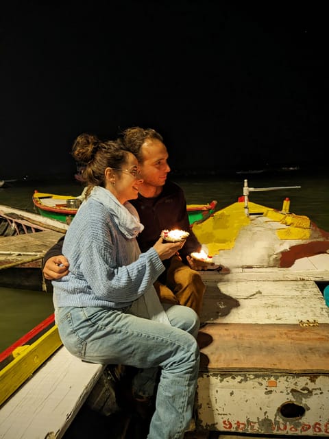 Kashi Vishwanath, Manikanka, Ganga Aarti - Experiencing Manikanka