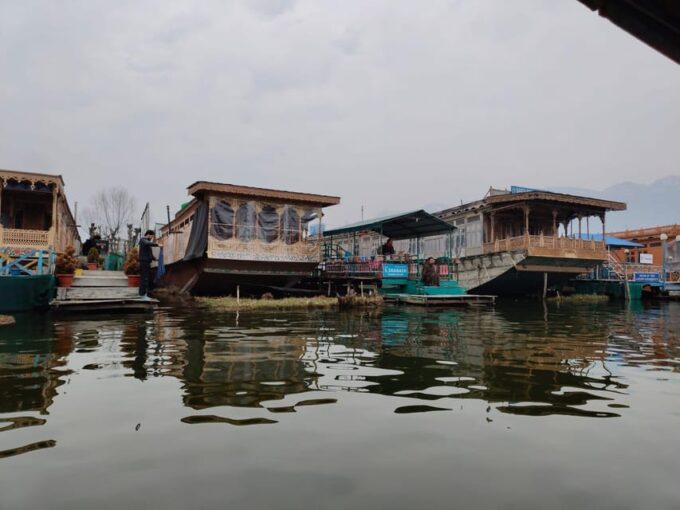 Kashmir Houseboat Tour Package for 3 Days - Exclusions
