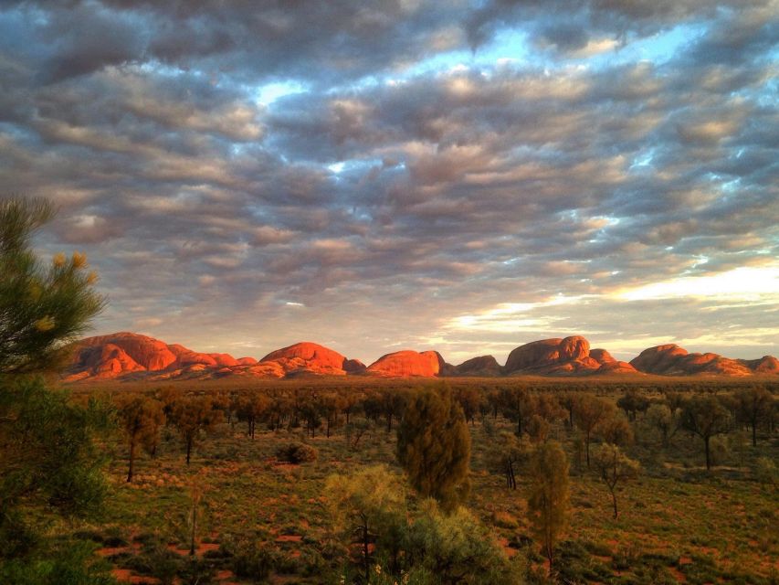 Kata Tjuta: Small Group Sunrise Tour With Picnic Breakfast - Key Points