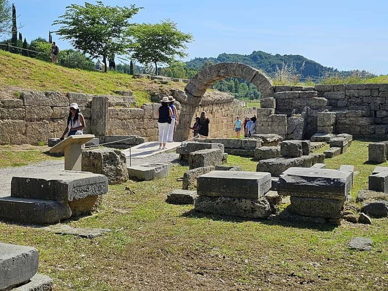 Katakolo: Olympia Tour and Archeological Museum - An In-Depth Look at the Olympia Tour Experience