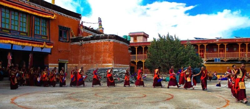 Kathmandu: 19-Day Upper Mustang Trek - Languages Offered