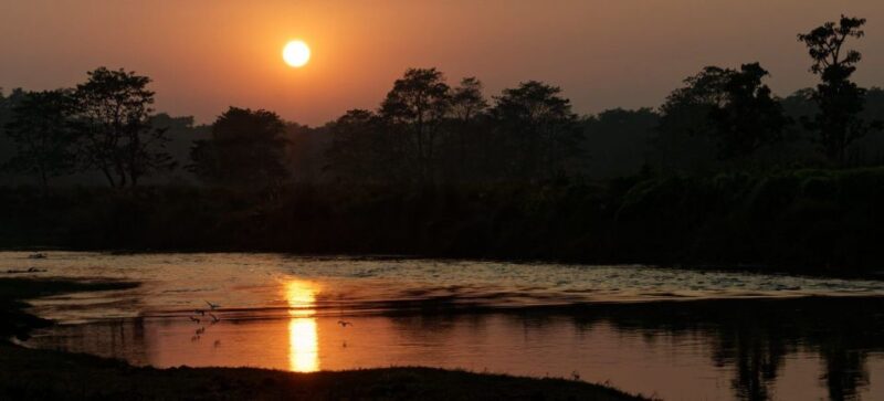 Kathmandu: 3 Day Chitwan Jungle Safari Tour Package - Key Points