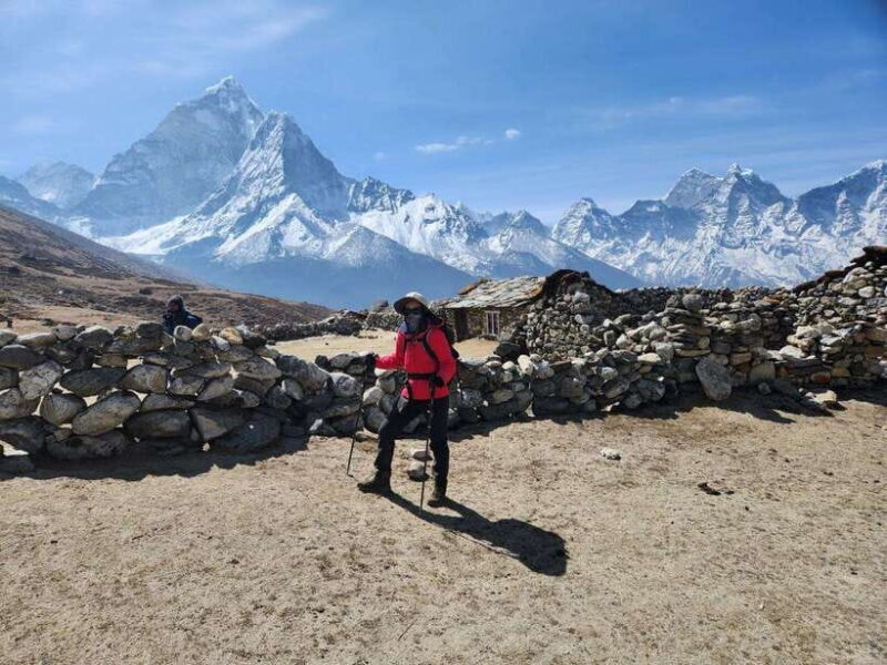 Kathmandu: Everest Base Camp Helicopter Tour with Breakfast - Key Points