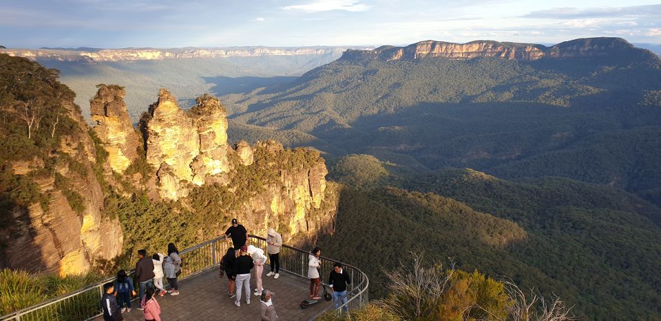 Katoomba: Lyrebird Hop-On Hop-Off and Scenic World Pass - Itinerary