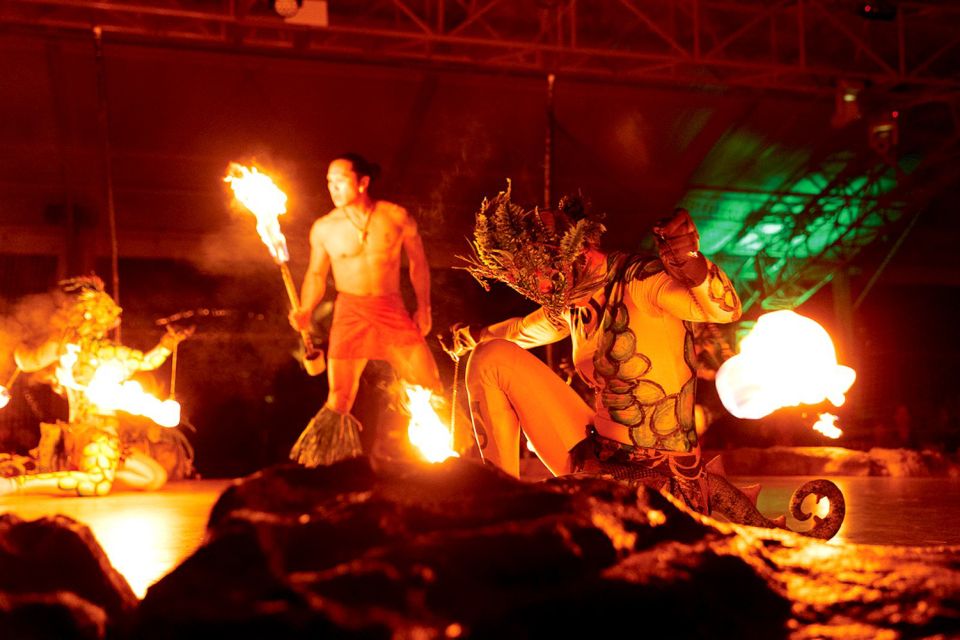 Kauai: Buffet Dinner With Open Bar and Luau Kalamaku Show - Frequently Asked Questions