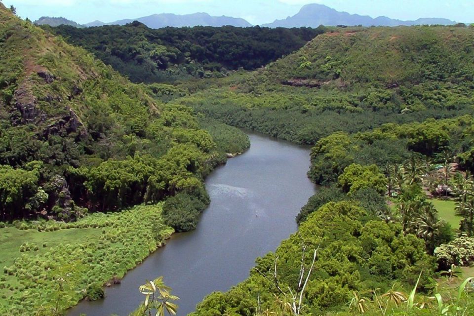 Kauai: Full-Day Tour With Fern Grotto River Cruise - Key Points