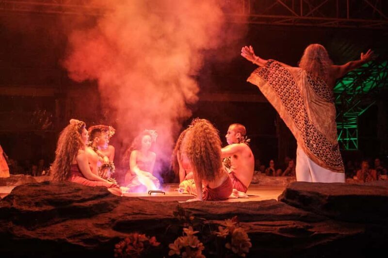 Kauai: Luau Kalamaku  Elevated Seating, Dinner & Show - Who Should Consider This Experience?