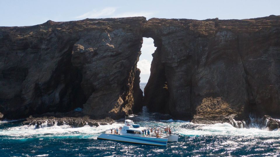 Kauai: Niihau and Na Pali Coast Full-Day Boat Tour - Exploring Napali Coast