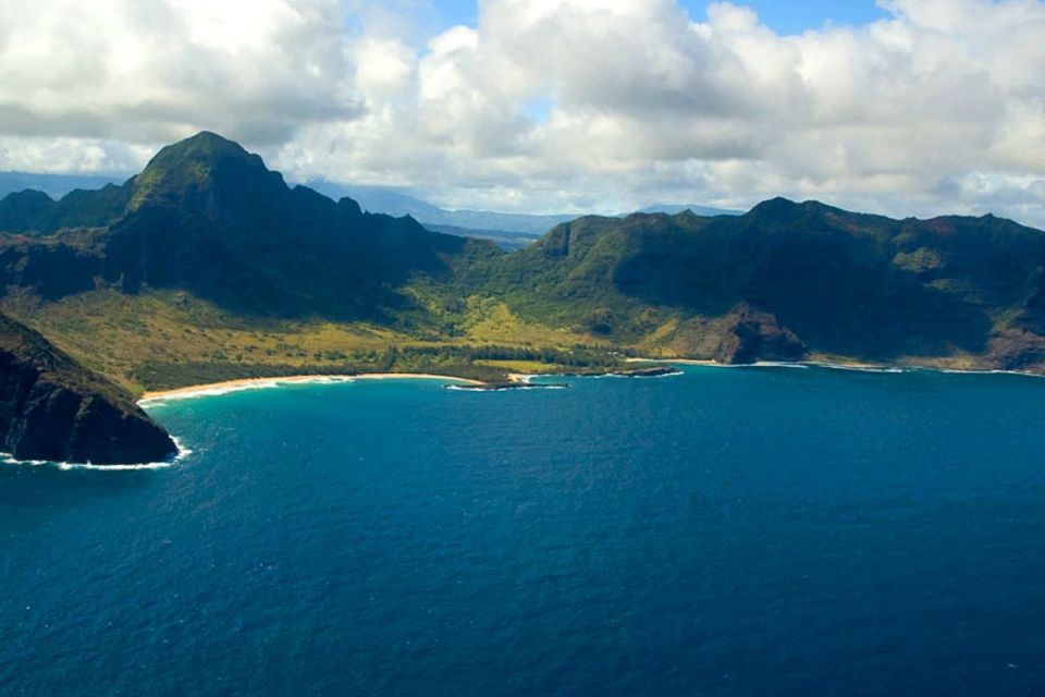 Kauai: Private Luxury Air Tour - Tour Description