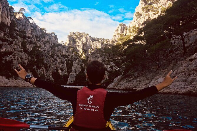 Kayak guided tour with a Local, Cassis Calanques National park - FAQ