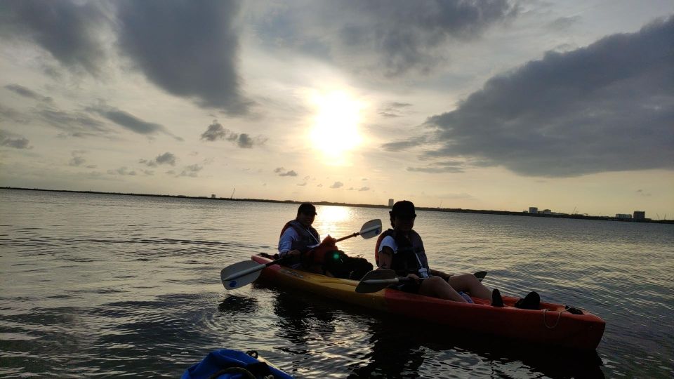 Kayak Sunset in the Nichupte Lagoon by Wayak - Capturing the Sunset Moments
