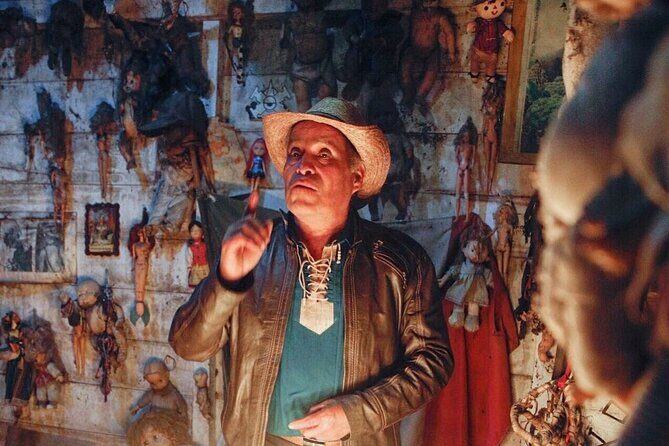 Kayak to the Island of the dolls, Transport and breakfast - Introduction