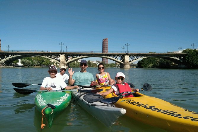 Kayak Tour in Seville - Souvenir Photos and Experiences