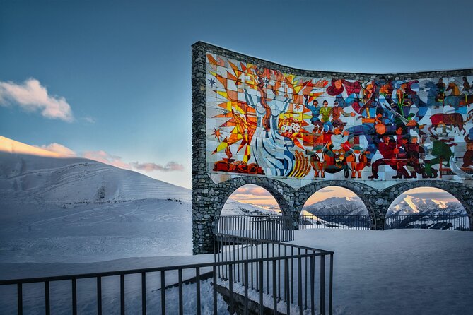 Kazbegi and Khinkali - the Ultimate Mountain Experience Tour - Stunning Jinvali Reservoir