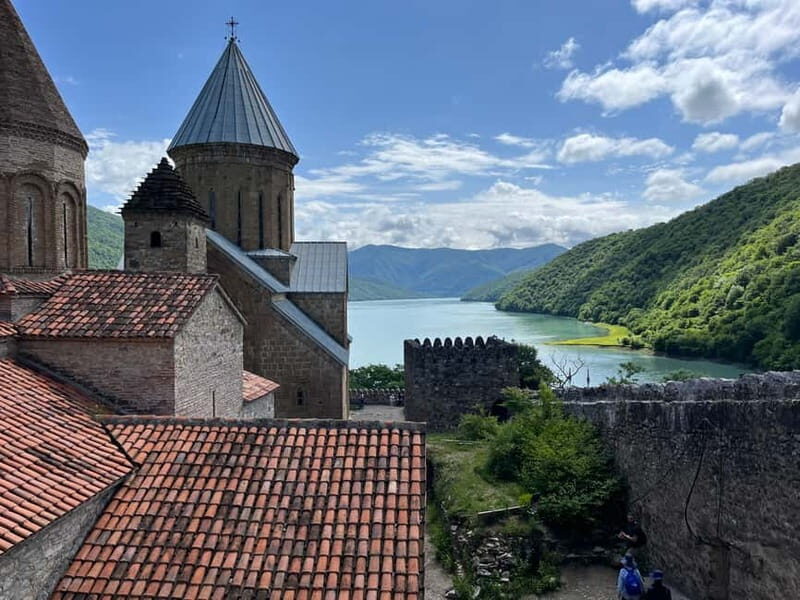 Kazbegi Day Trip (Jinvali, Ananuri, Gudauri, Gergeti church) - Key Points
