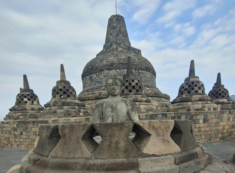 Kedung Kayang Waterfall & Borobudur Climb Include Ticket - Additional Fees