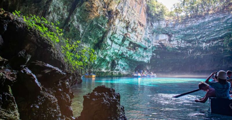 Kefalonia: Half-Day Lake Melissani and Drogarati Cave Tour - Drogarati Cave Guided Tour