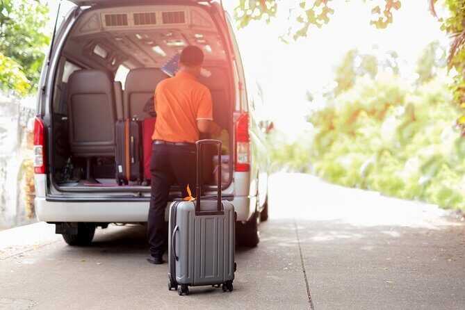 Keflavik Airport Private Transfer To/From Reykjavik cruise Ports - FAQ