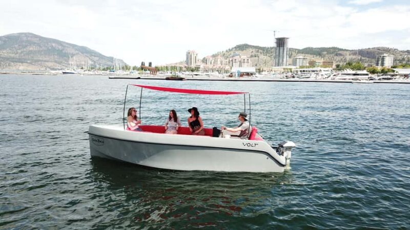 Kelowna: Private Boat Tour with Bluetooth Speaker - Key Points