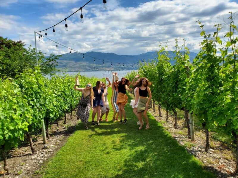 Kelowna: Private Or Public West Kelowna Wine Tours - The Experience: What You Can Expect from a Kelowna Wine Tour