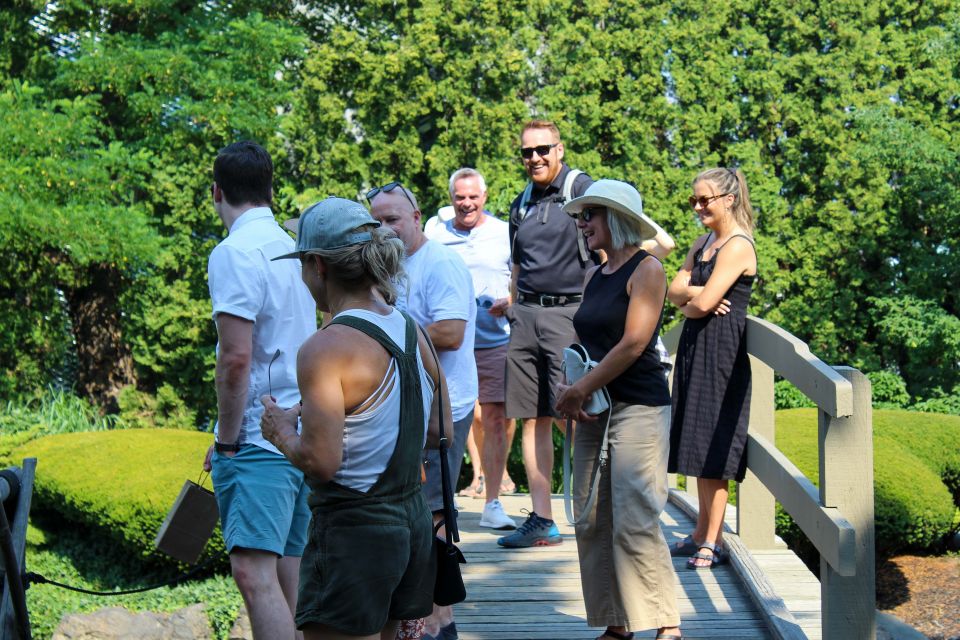 Kelowna: Walking Food Tour With 7 Tastings and 4 Drinks - Key Points