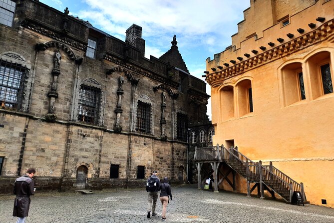 Kelpies, Loch Lomond and Stirling Castle, Luxury Private Day Tour - Accessibility and Participation