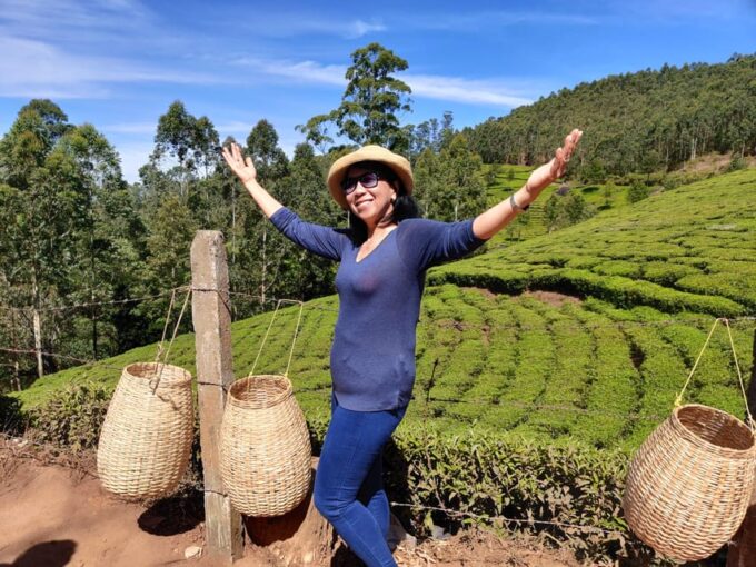 KERALA HILLS & BACKWATERS - 5 NIGHTS / 6 DAYS - Tea Plantation & Spice Garden
