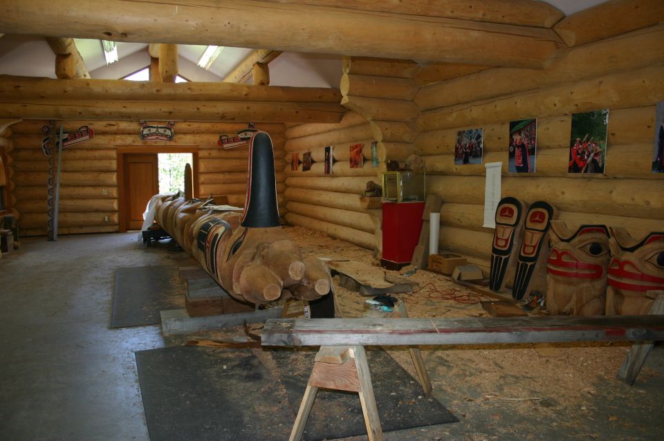 Ketchikan: Potlatch Park, City and Wildlife Private Van Tour - Itinerary