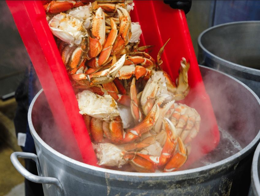 Ketchikan: Wilderness Boat Cruise and Crab Feast Lunch - Legends and Crab-Cracking Techniques