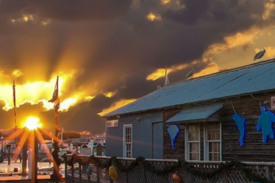 Key West: Hemingways Life and Local Food Walking Tour - Key Points