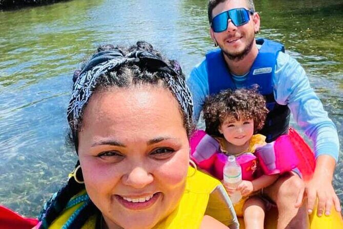 Key West Hidden Sanctuary Mangrove Kayak Tour With Drinks - Food, Drinks, and Atmosphere