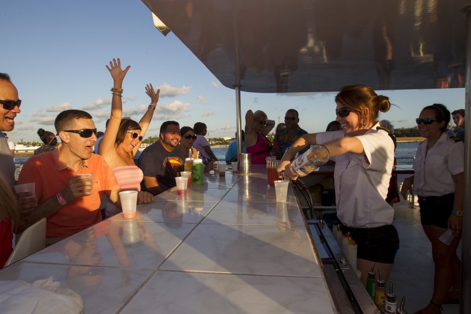 Key West: Sunset Dinner Cruise With Open Bar & Live Music - Opportunity to Dance or Relax