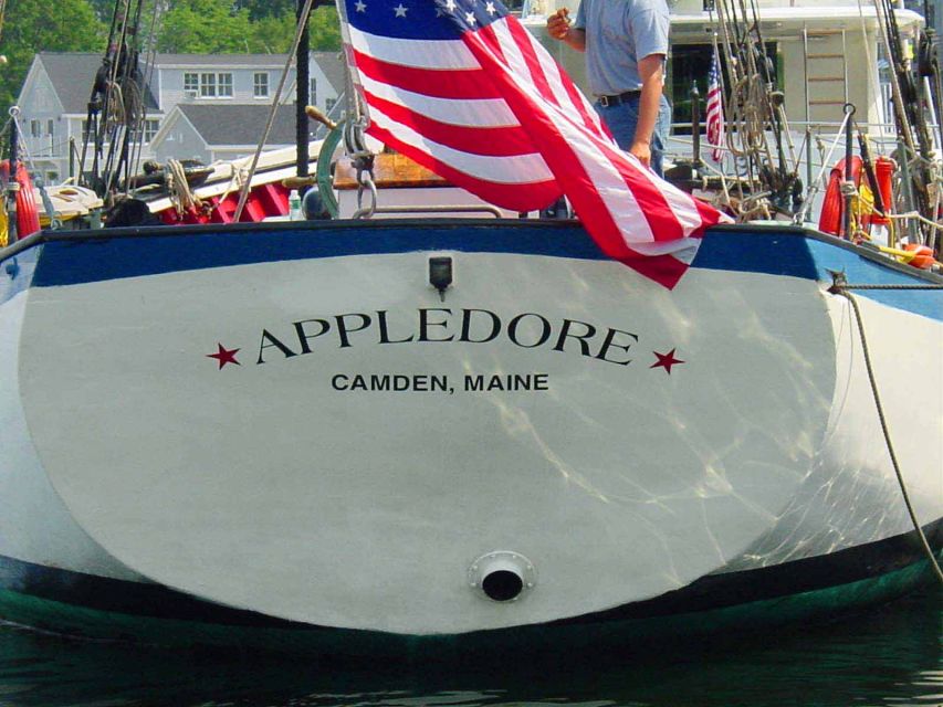 Key West: Windjammer Champagne Sunset Sail - Onboard Beverage Selection