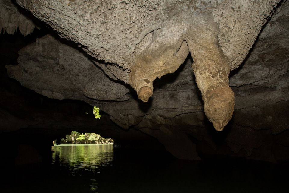 Khaolak: James Bond Island Kayak Tour With Snorkeling &Lunch - Relaxation on the Islands